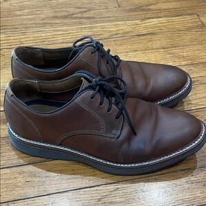 Johnston & Murphy Brown Leather Lace-Up Shoes